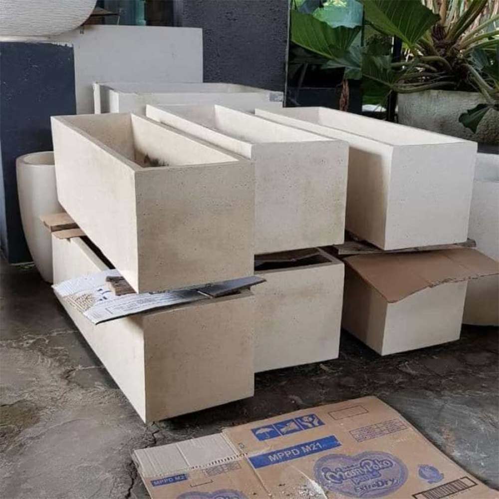 Pot panjang teraso (p=1m t= 30cm l=25cm)
