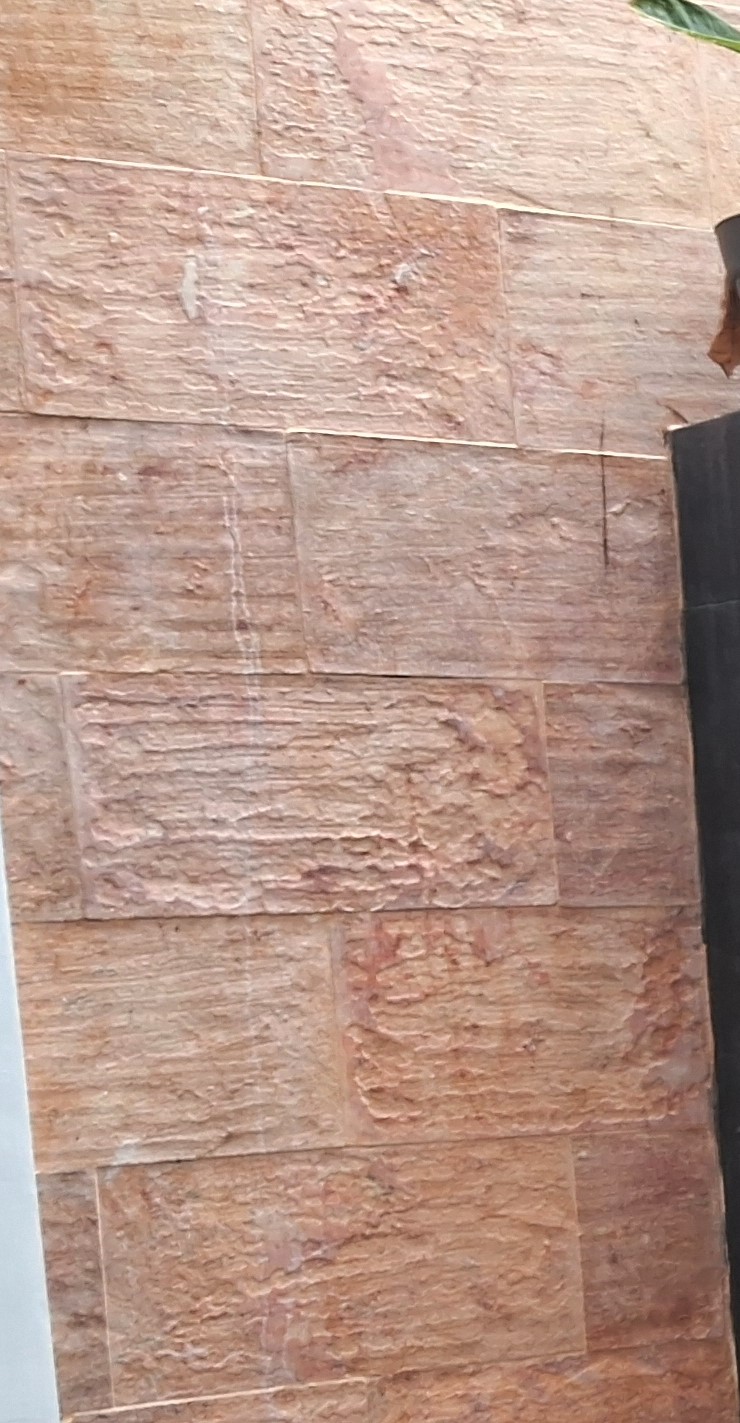 Dinding Batu alam 20x40 (semen+pasir+tenaga kerja)